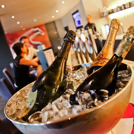 De La Source فندق فرانكورشومب