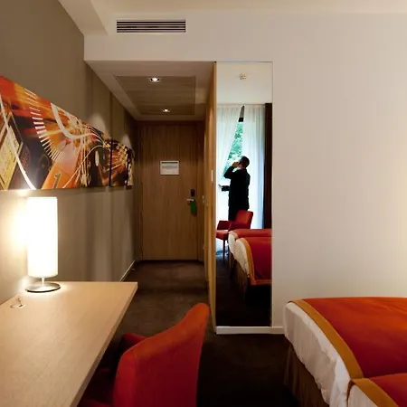 Hotel De La Source 4*