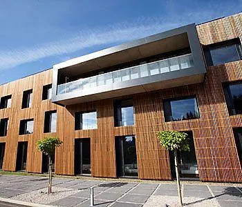 De La Source 4* فرانكورشومب