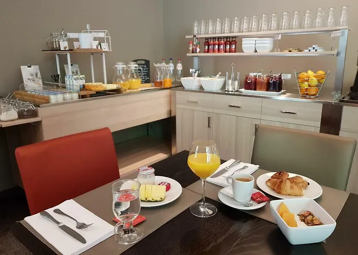 Hotel De La Source 4*